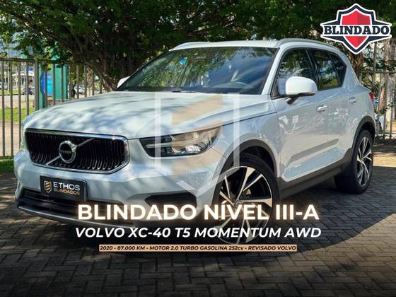 VOLVO XC40 2.0 T5 GASOLINA MOMENTUM AWD GEARTRONIC VOLVO XC40 2.0 T5 GASOLINA MOMENTUM AWD GEARTRONIC